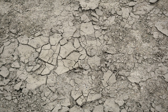 なかなか治らない繰り返すあごニキビに試したい6つの対策